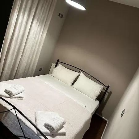 Lara Apartment